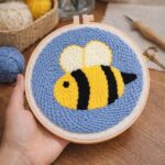 Punch Needle Abeille mignonne