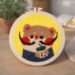 Punch Needle Chat aux grandes Moustaches