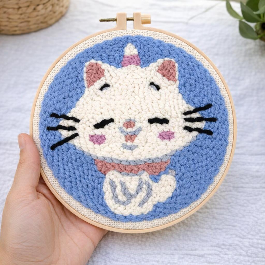 Chat licorne punch needle