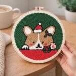 Punch Needle Chien et bonnet de Noël