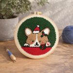 Punch Needle Chien et bonnet de Noël