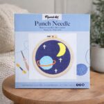 Punch Needle Lune Etoilée et Saturne
